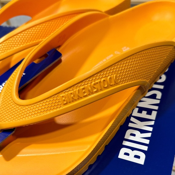 Birkenstock Honolulu EVA Flop Flops in Zinnia NWT - Picture 2 of 7